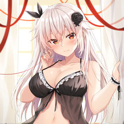 This is a pixiv picture whose title is 「変じゃない......かな？」.