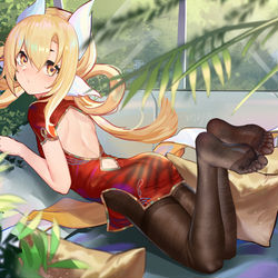 This is a pixiv picture whose title is 摸鱼.