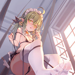 This is a pixiv picture whose title is 【希尔芙】——白ニーソ.