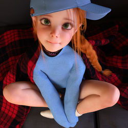 This is a pixiv picture whose title is loli in blanket.
