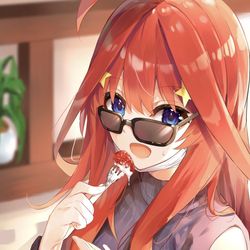 This is a pixiv picture whose title is お忍びバレ五月ちゃん.