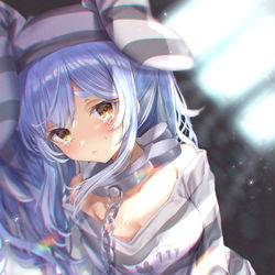This is a pixiv picture whose title is 囚人兎田ぺこら.