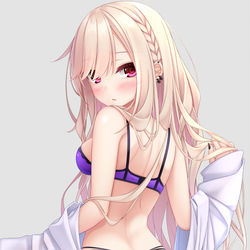 This is a pixiv picture whose title is 彼シャツ見返りJK.