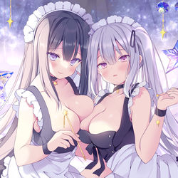 This is a pixiv picture whose title is 二人で耳かきしてくれるメイドさん.