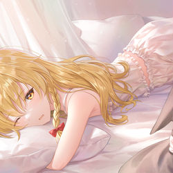 This is a pixiv picture whose title is 寝起き.
