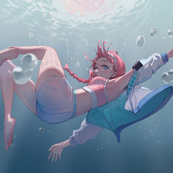 This is a pixiv picture whose title is 水下蓝毒.