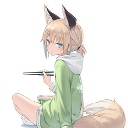 This is a pixiv picture whose title is 緑のきつね（そば）.