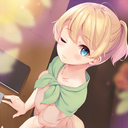 This is a pixiv picture whose title is ひまな看板娘.