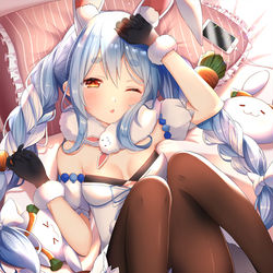 This is a pixiv picture whose title is 兎田ぺこら.