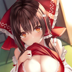 This is a pixiv picture whose title is お誘い下着霊夢.