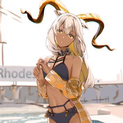 This is a pixiv picture whose title is 蜜蜡水着.