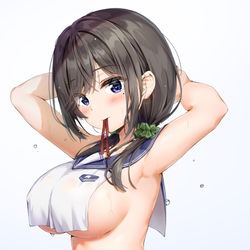 This is a pixiv picture whose title is 横からの防御力無振りセーラー服おさげちゃん.