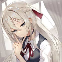 This is a pixiv picture whose title is Vする白髪ちゃん.
