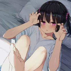 This is a pixiv picture whose title is 生足威嚇のマーメイド.