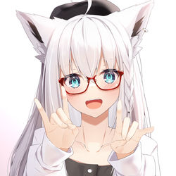 This is a pixiv picture whose title is 私服眼鏡フブキ.