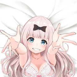 This is a pixiv picture whose title is 抱いて枕～藤原書記.