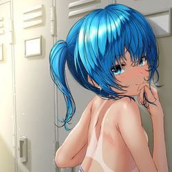 This is a pixiv picture whose title is 「お尻も背中も……しっかり見て欲しいな……💙」.