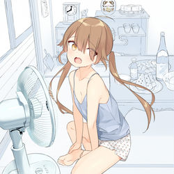 This is a pixiv picture whose title is 夏と扇風機.