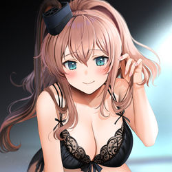 This is a pixiv picture whose title is なんでしょう。提督？.