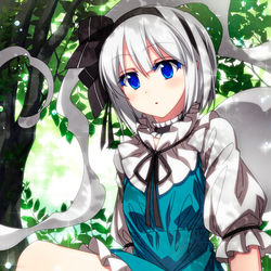This is a pixiv picture whose title is 森にお出かけ妖夢ちゃん！.