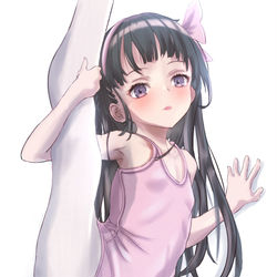 This is a pixiv picture whose title is I字バランスをする子.