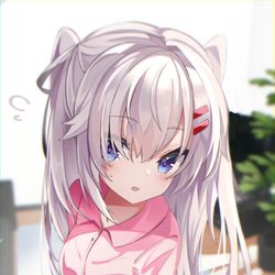 This is a pixiv picture whose title is 起こしに来たちっちゃい姉.