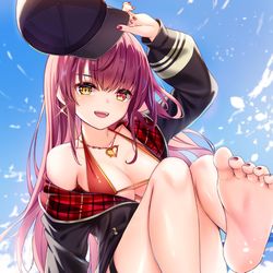 This is a pixiv picture whose title is 水着マリン.