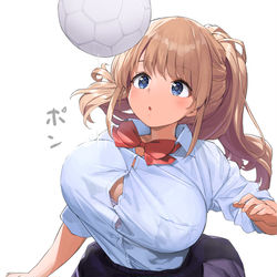 This is a pixiv picture whose title is おっぱいを使って上手にリフティングする子.