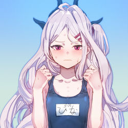 This is a pixiv picture whose title is 水着ヒナ.