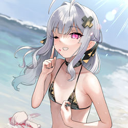 This is a pixiv picture whose title is しーっ♥.