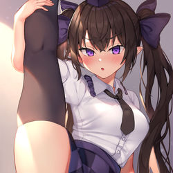 This is a pixiv picture whose title is I字バランスに挑戦するはたてちゃん.