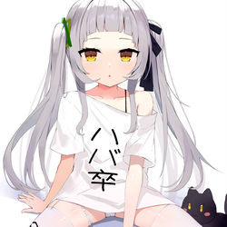 This is a pixiv picture whose title is 摸鱼.