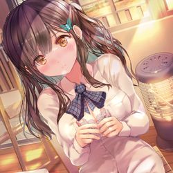 This is a pixiv picture whose title is 絵のスランプに陥った部員のためにヌードモデルをしてくれる先輩部員.