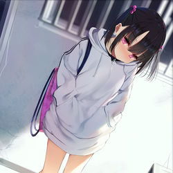 This is a pixiv picture whose title is 生足クロックス.