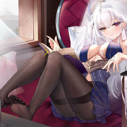 This is a pixiv picture whose title is 魔女の昼休み.