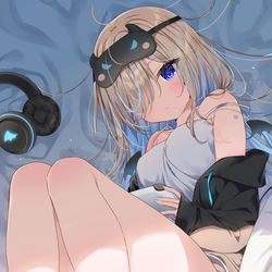 This is a pixiv picture whose title is 小悪魔ゲーマー.