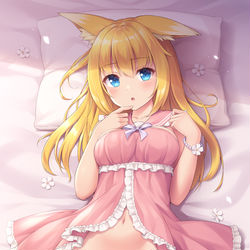 This is a pixiv picture whose title is きつねおねんね.