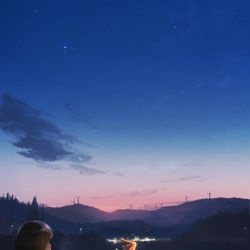 This is a pixiv picture whose title is まだ見ぬ遠い街へ.