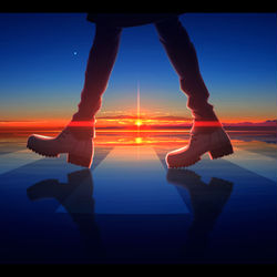 This is a pixiv picture whose title is 道は続く.