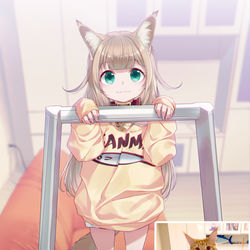 This is a pixiv picture whose title is 脚立につかまるあざときなこ.