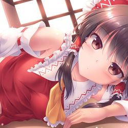 This is a pixiv picture whose title is 無抵抗な巫女さん.