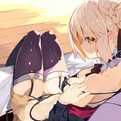 This is a pixiv picture whose title is もたれかかりメイドオルタちゃん.