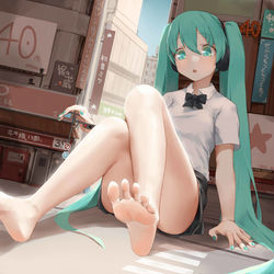 This is a pixiv picture whose title is 巨大少女.