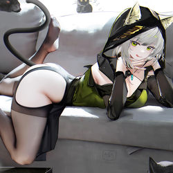 This is a pixiv picture whose title is 黑猫.