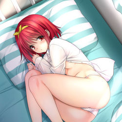 This is a pixiv picture whose title is 裸Yシャツあかり.
