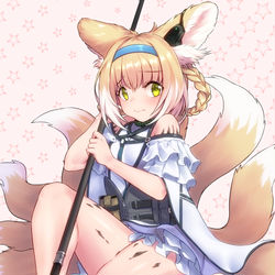 This is a pixiv picture whose title is 铃兰 スズラン Suzuran.