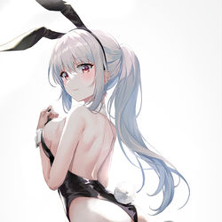 This is a pixiv picture whose title is バニーガール🐰 -素足.