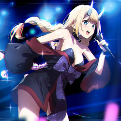 This is a pixiv picture whose title is 月見英子.