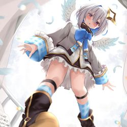 This is a pixiv picture whose title is からっぽだった僕の日常に天使が舞い降りた/天音かなた.