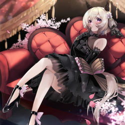 This is a pixiv picture whose title is 新衣装カレンチャン.